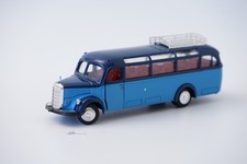 (D41) NZG 218 Mercedes Benz Omnibus O 3500 blau 1:40