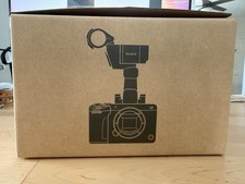 Sony Cinema Line FX30 Super 35 Camera with XLR Handle Unit ILME-FX30 