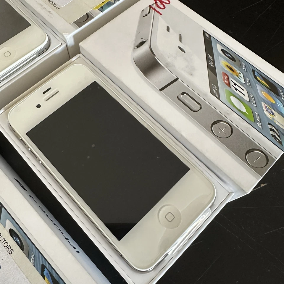 Smartphone Apple iPhone 4s 16GB Blanco A1387 - Nuevo Caja Abierta - Se Vende Individualmente Foto 3 de 4