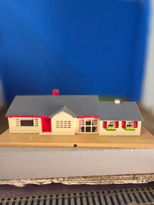 HO RANCH HOUSE WITH 2 CAR GARAGE H 29