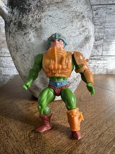 HE-MAN MASTERS OF THE UNIVERSE MOTU MAN-AT-ARMS FIGURE VINTAGE 1981