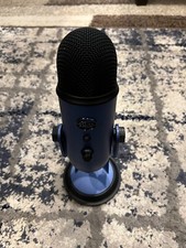 Blue Yeti A00121 USB Microphone with Protective Case for Superior Audio