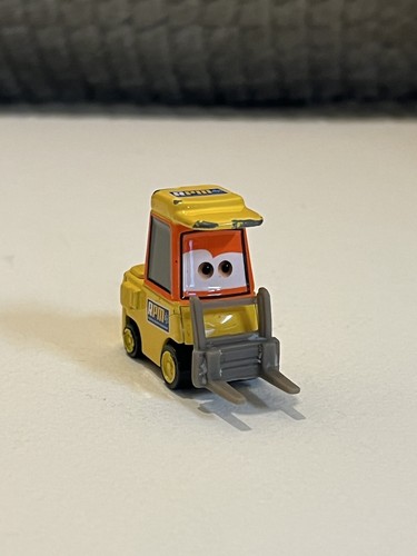 2007-08 Disney Pixar World of Cars #32 Petrol Pulaski Die-Cast Toy Vehicle - Picture 2 of 5