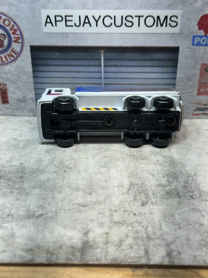 lote de 2 cisternas de gas maisto Foto 4 de 4