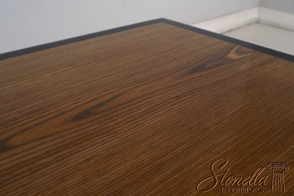  F51732EC: Mesa ocasional de laca negra de diseño moderno con tapa de roble rojo Foto 4 de 4