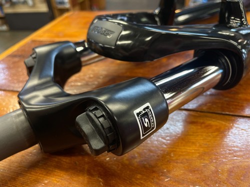 SR Suntour Nex MTB Fork - Picture 4 of 8