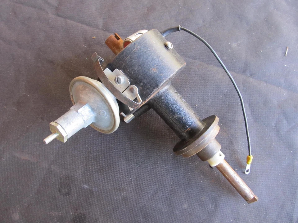 Dodge Plymouth 318 Poly Savoy Fury Dart 1961 1962 distribuidor nuevo de stock Foto 2 de 4