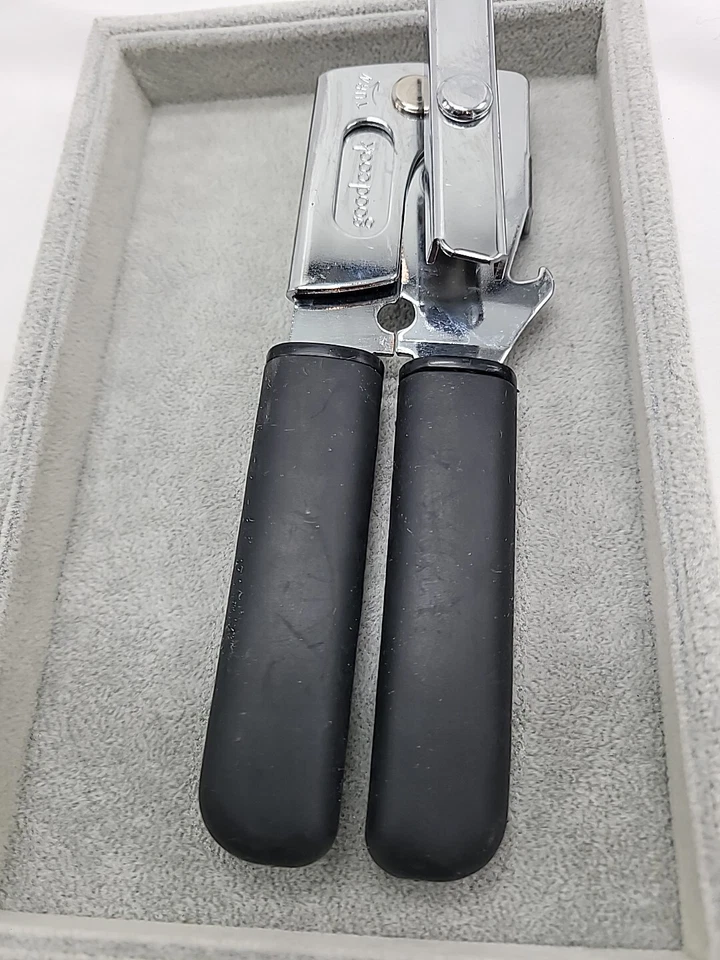 GoodCook Stainless Steel Manual Can Opener with Soft Grip Handles, Silver/Black - Image 4 of 4
