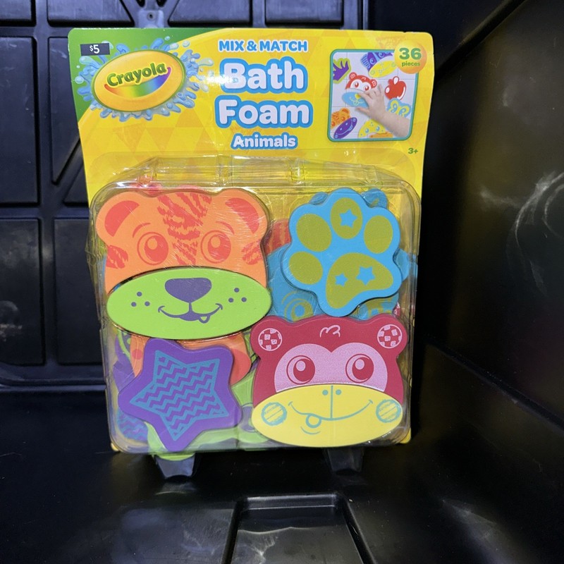 Crayola Bath Foam Sea Creatures 36 Piece Set NEW