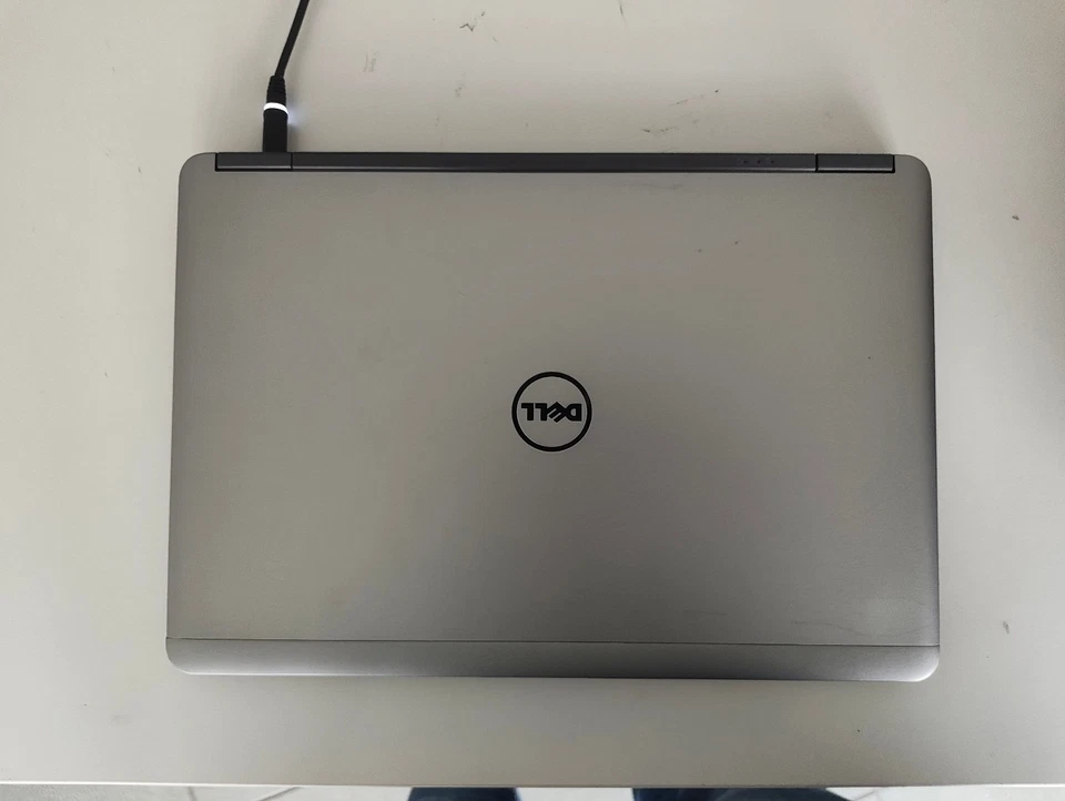 Dell Latitude E7440 i5-4310U 2.00 GHz 128GB SSD 4GB RAM 14" FHD 1920 x1080 - Imagen 4 de 4