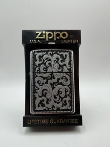ZIPPO Lighter -  Marlboro Storming Scroll B&W - New Unfired - 2003