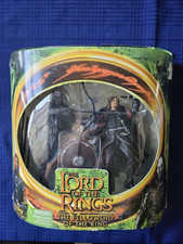 Seigneur des Anneaux - 6 figurines différentes dans boites d'origine quelques défauts.