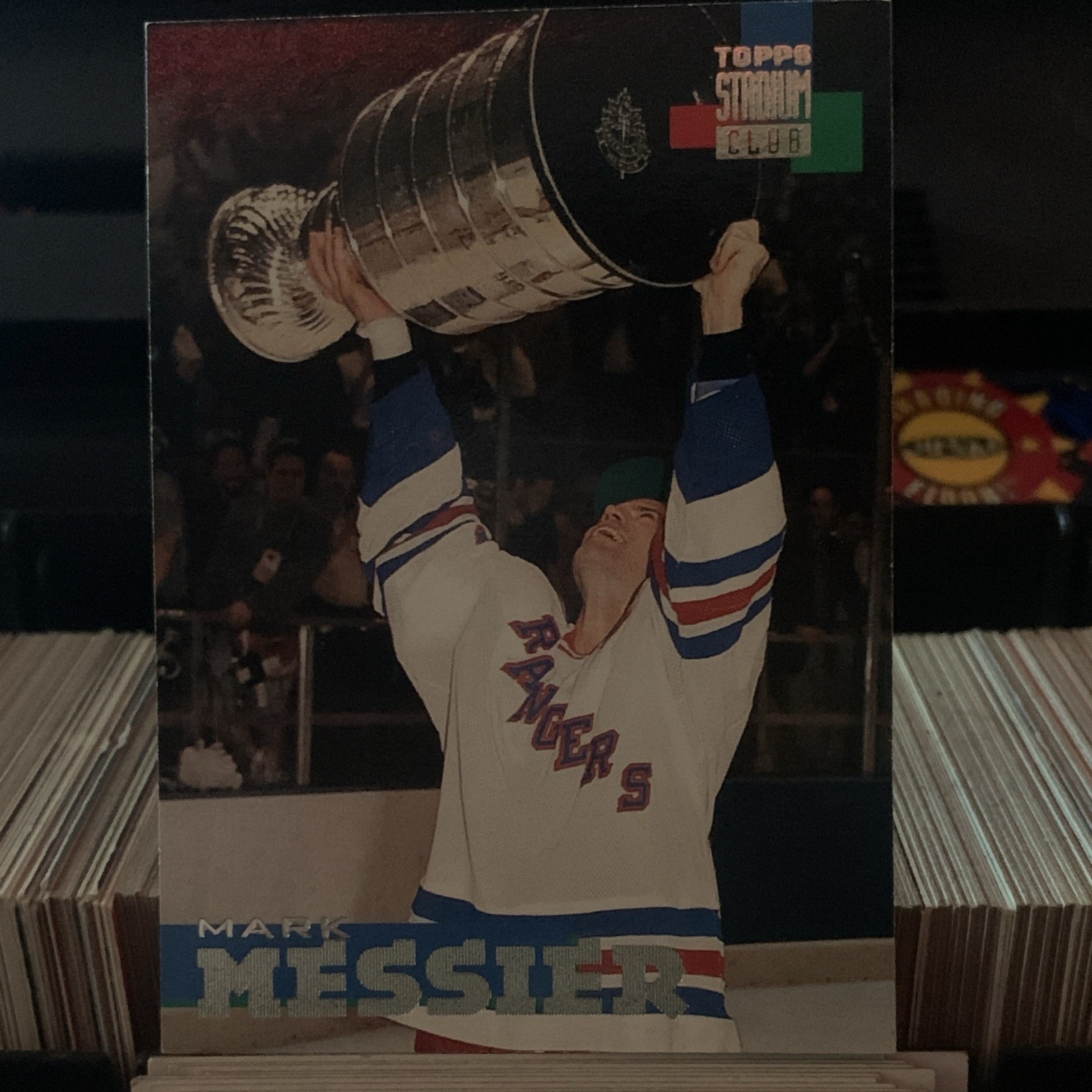 Topps 1994-95 Stadium Club Mark Messier New York Rangers #1 Base Set
