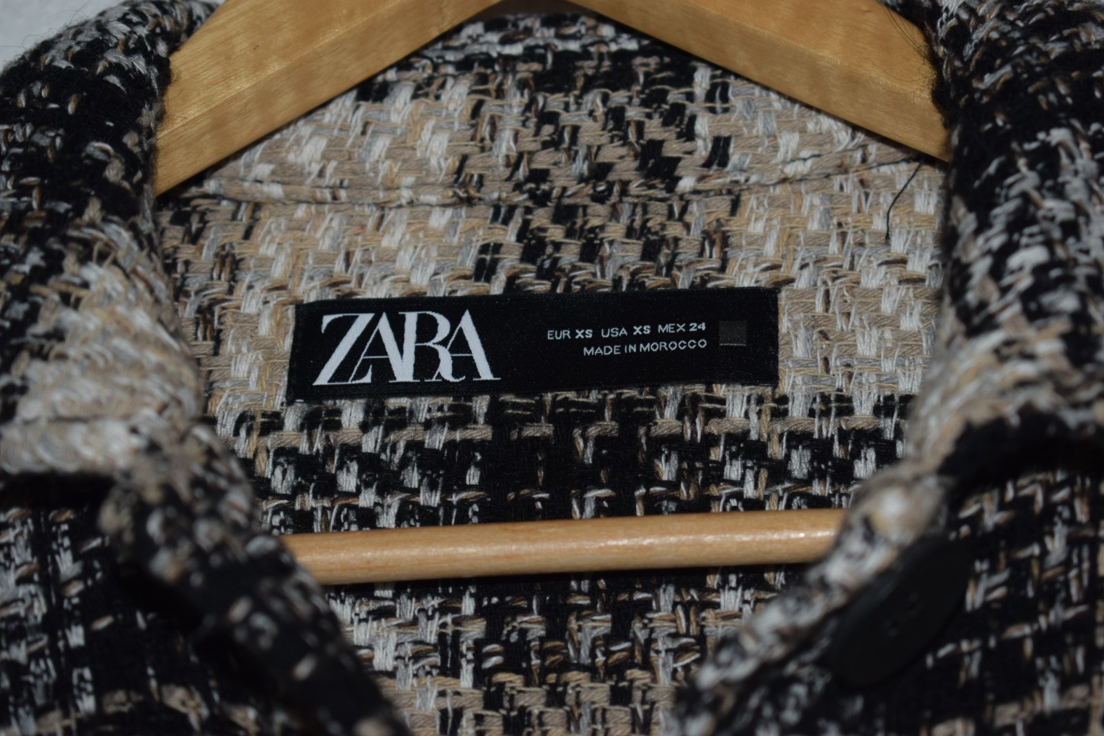 Zara Textured Plaid Overshirt - Black and Beige (Size XS) image 6