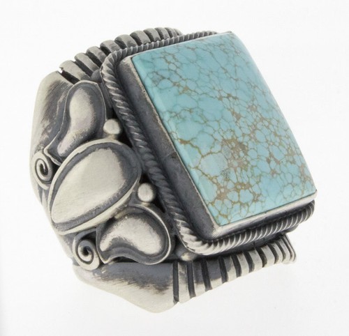 7.75 - Natural #8 Turquoise Ring By Navajo Artist Derrick Gordon - Picture 3 of 5