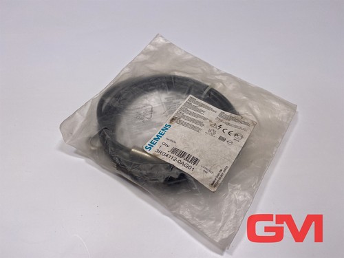 Siemens Inductive Sensor 3RG4112-0AG01 Inductiv Sensor Simatic PXI320 M12 Pnp - Picture 1 of 7
