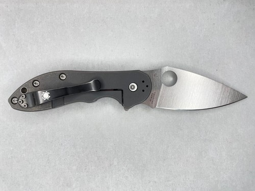 RARE Spyderco Domino Carbon fiber XHP Knife C172CFTIP Discontinued - Picture 9 of 11