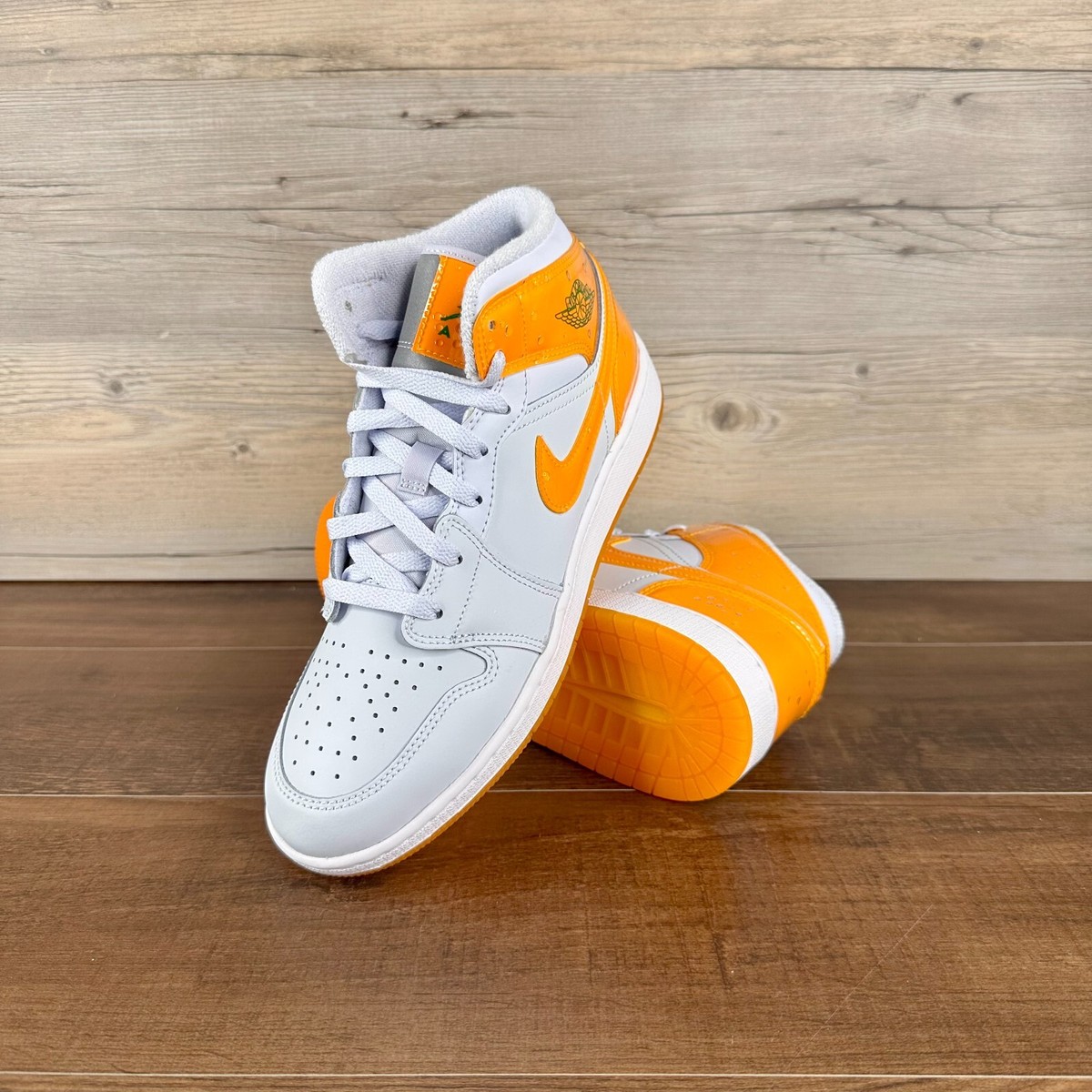 Nike Air Jordan 1 Mid Gatorade GS Size 6.5Y White Orange Peel