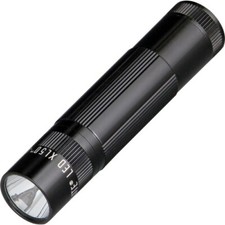 Linterna LED Mag-Lite Serie XL-50 con Modo Estroboscópico Resistencia al Agua Caja de Regalo