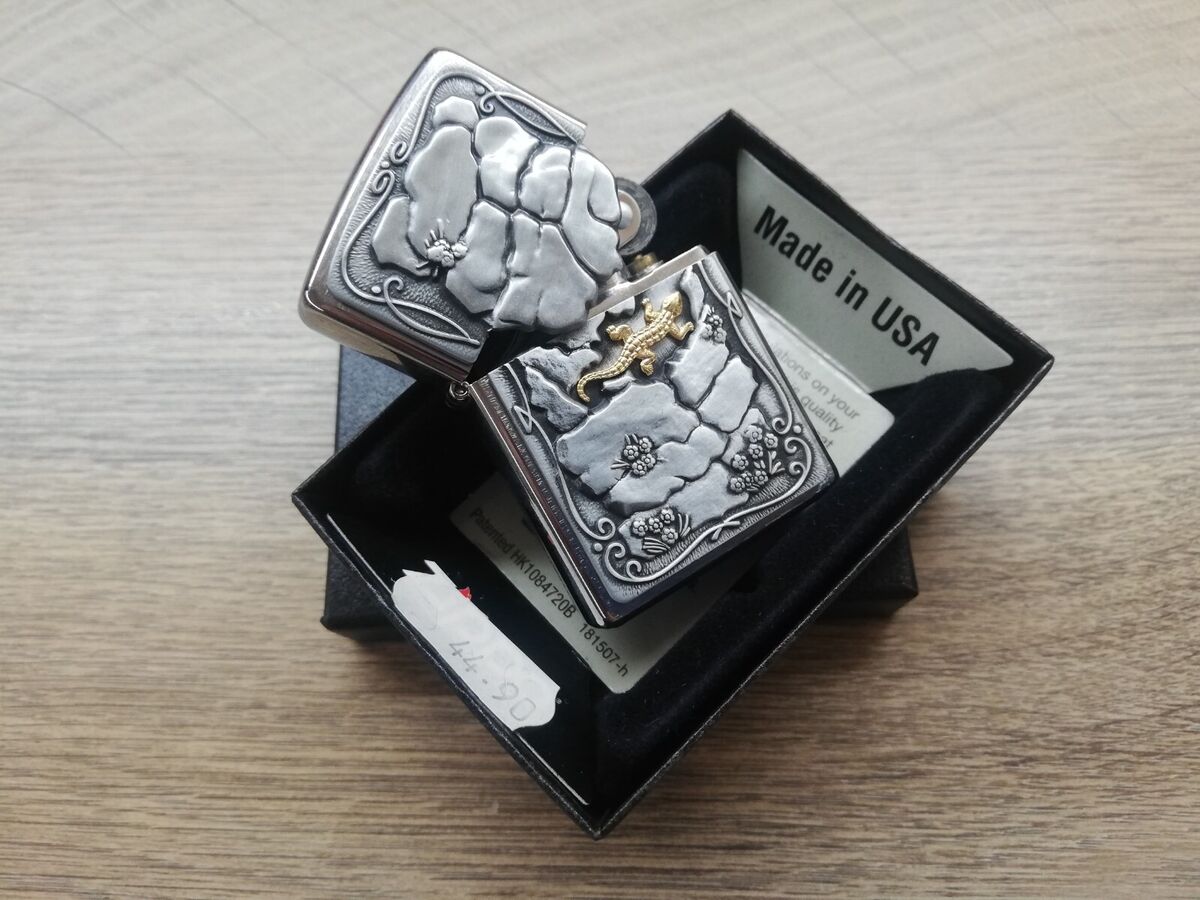 NEW RARE 2014 ZIPPO SPECIAL EDITION 3D ROCK GOLDEN LIZARD NEW RARE 2014 ZIPPO SPECIAL EDITION 3D ROCK GOLDEN LIZARD