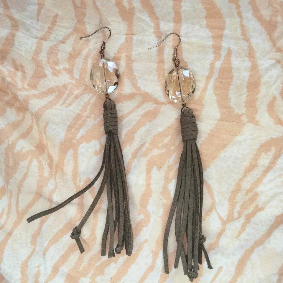 Genuine Leather Fringe Earrings Clear Crystal Gem Western Cowgirl Natural NEW - Изображение 2 из 3