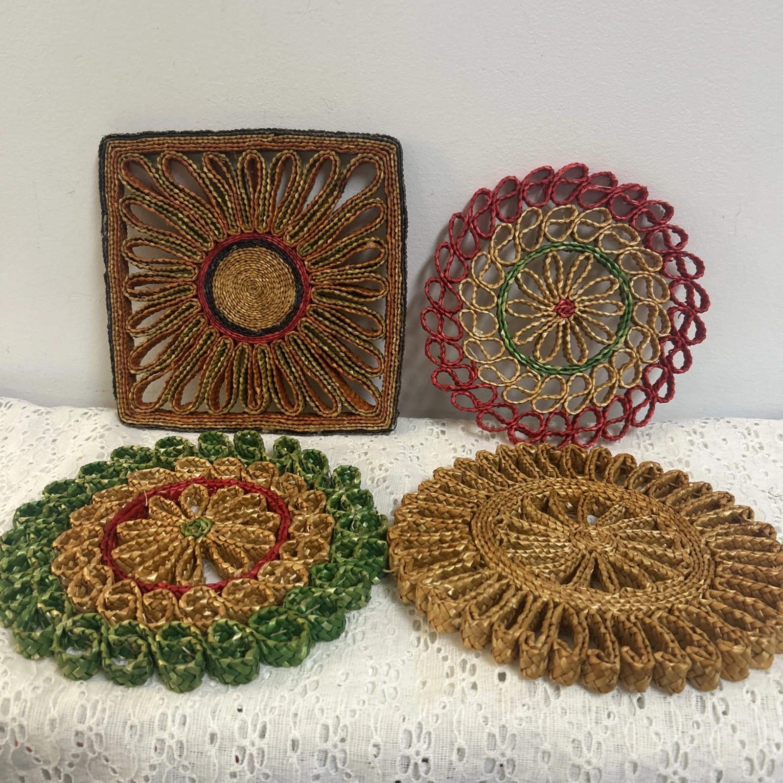 Vintage Hand Woven Straw Colorful Hot Pads Trivets Set Of 4 MCM 1970s Boho Retro image 1