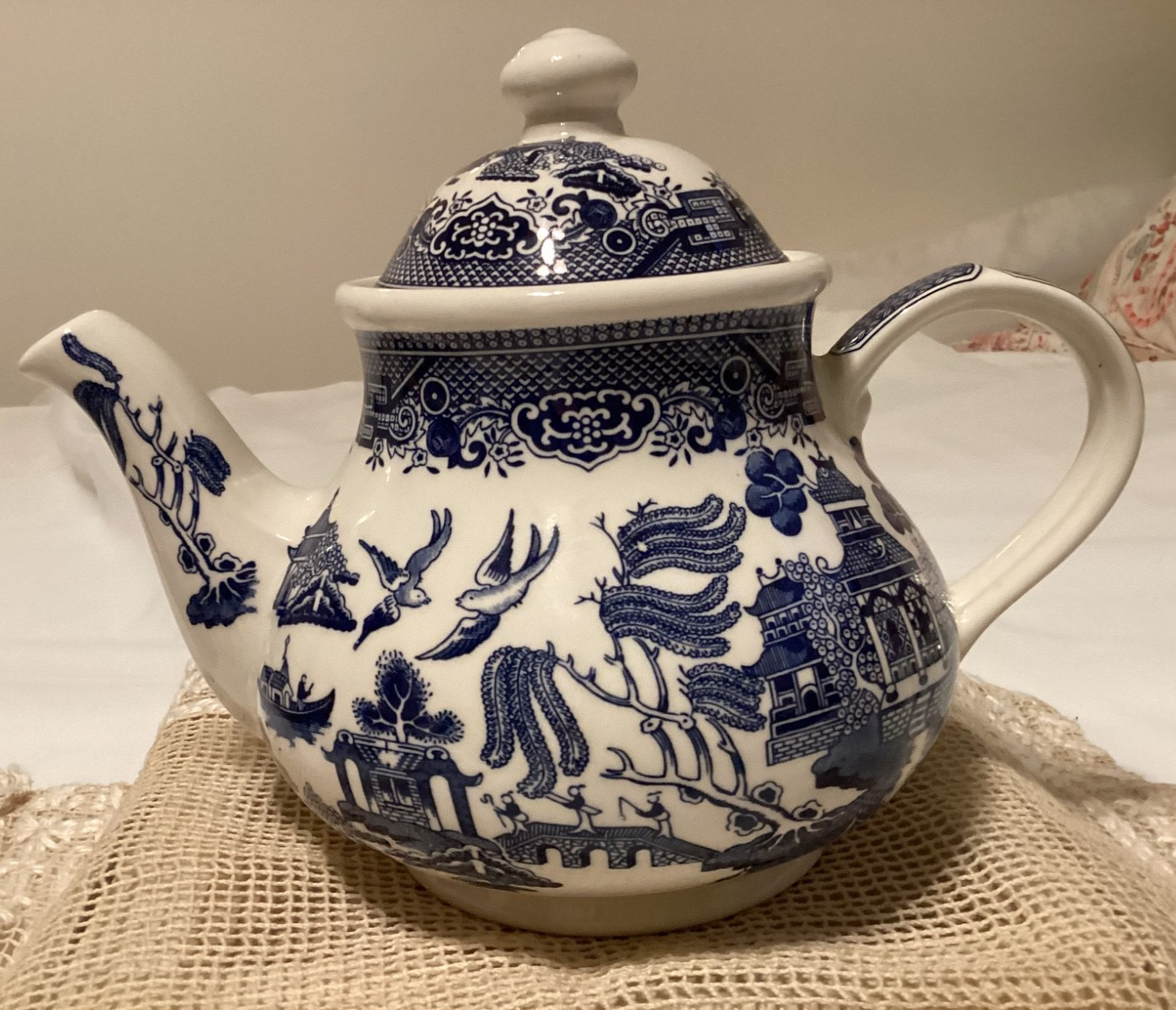 Vintage Churchill Blue Willow Transferware Ceramic Teapot