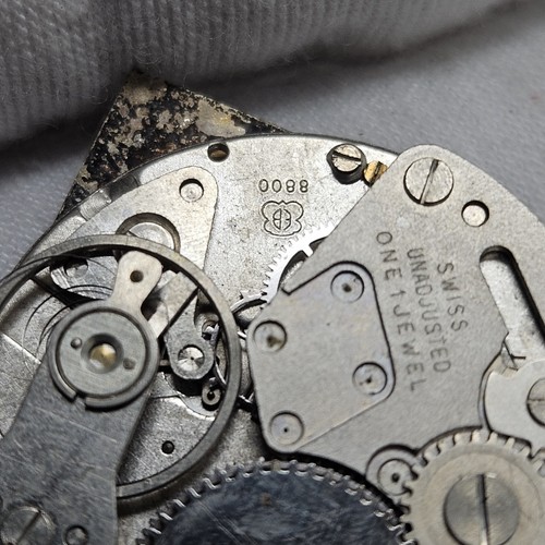 Vintage A&L Men’s Watch Cal EB 8800 1 Jewel Wind Up Swiss Parts/Repair - Picture 10 of 11