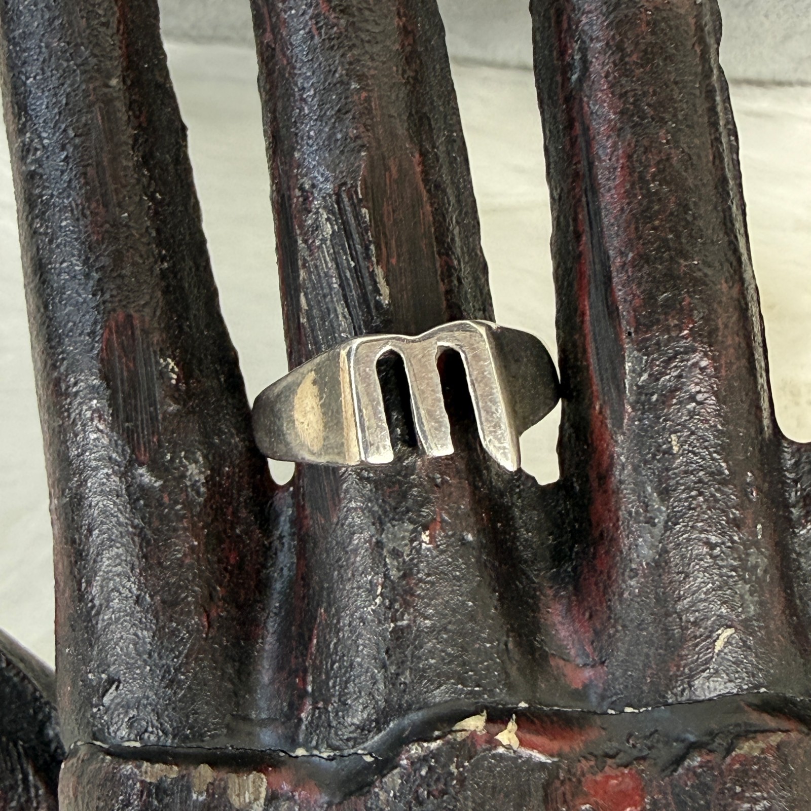 Sterling Silver M Initial Statement Ring 7.25 - image 2