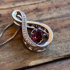 Infinity Twist Necklace With Red And White Stone Accents On 18” Box Link Chain 