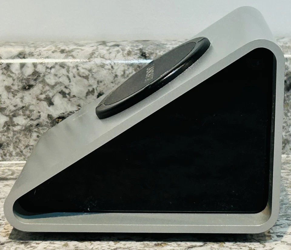 iPort LaunchPort BaseStation iPad Stand With Power Cord. Used, Works Great!! - Image 4 of 4