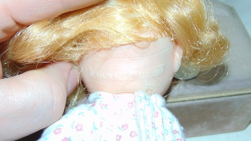 MUÑECA DE PLÁSTICO 1968 DE 8" R. DAKIN & COMPANY - Imagen 9 de 10