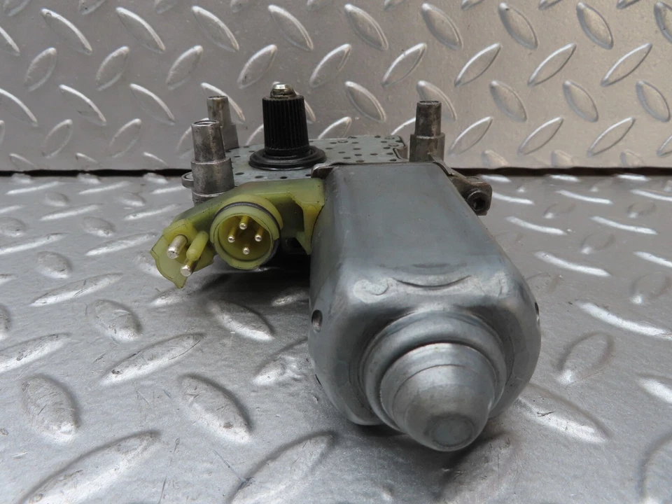⚙19520⚙ Mercedes-Benz C140 CL420 Coupe Rear L Window Regulator Motor 0130821515 - Image 4 of 4