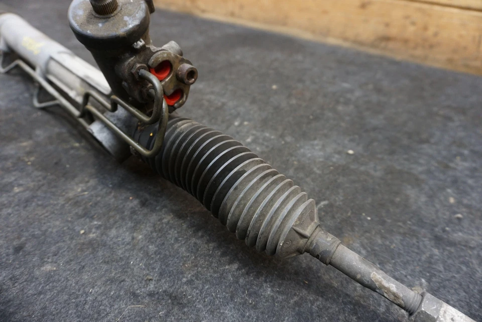 Rack e pinhão para engrenagens de direção 99734701108 fabricante de equipamento original Porsche Cayman Boxster 911 06-08 - Imagem 3 de 4