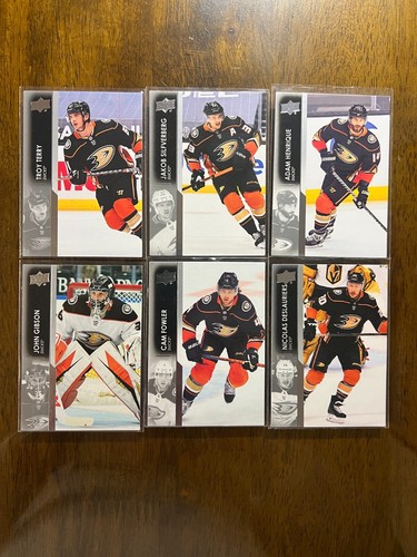 Set squadra Upper Deck serie 1 2021-22 - Foto 2 di 31