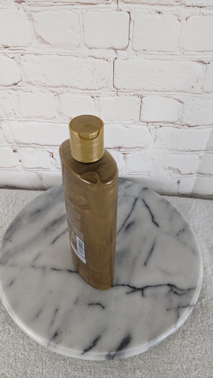 Caress Cocoa butter & Oat Milk Moisturizing Body Wash 18oz Brand New