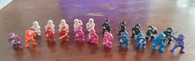 Lot of 21 pocket Ninja Toys Action Figures Late 80s Early 90s