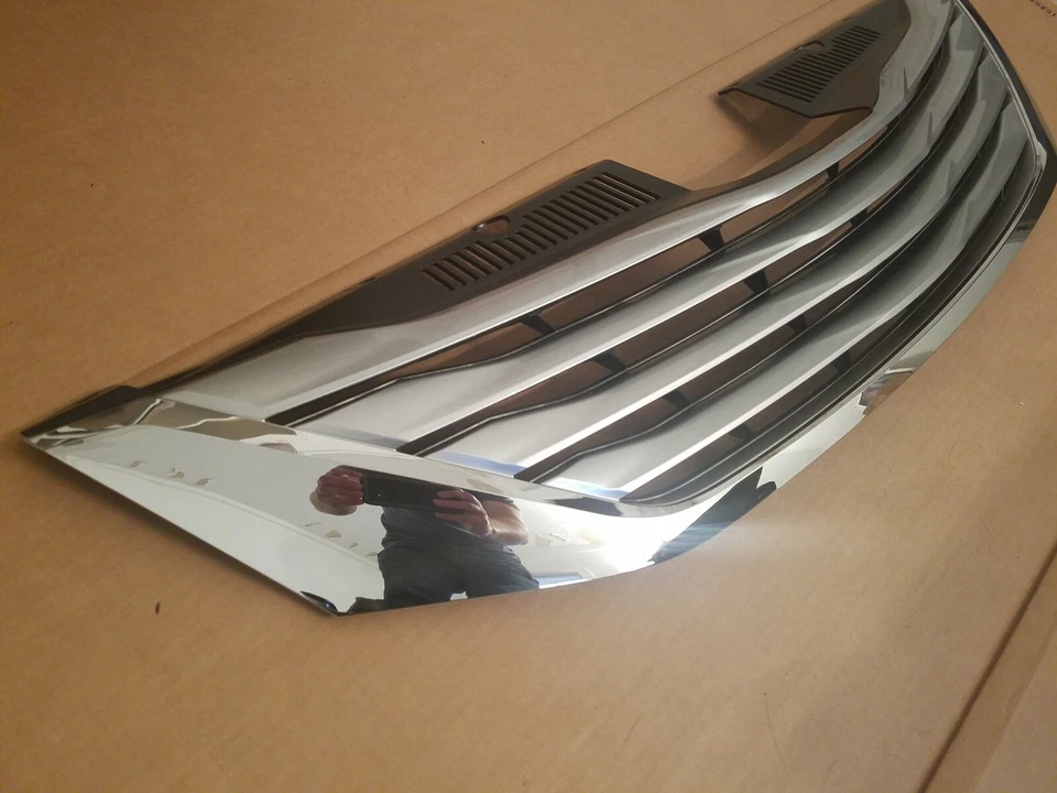 Se adapta a Toyota Sienna XLE LIMITED 2015-2017 parrilla de parachoques delantero con paquete premium NUEVO Foto 3 de 4