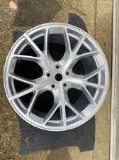 Genuine Ferrari California ALLOY WHEEL P/N 33021001 AU2501 T 10Jx20