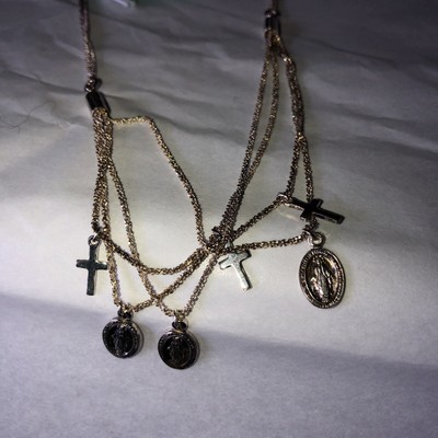 Mia Fiore Rosary Necklace 2025