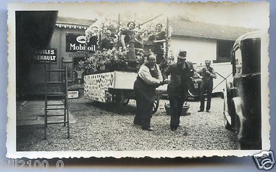 old photo. cavalcade . Vesoul . hotel de Cheval Blanc. E.Mary property.