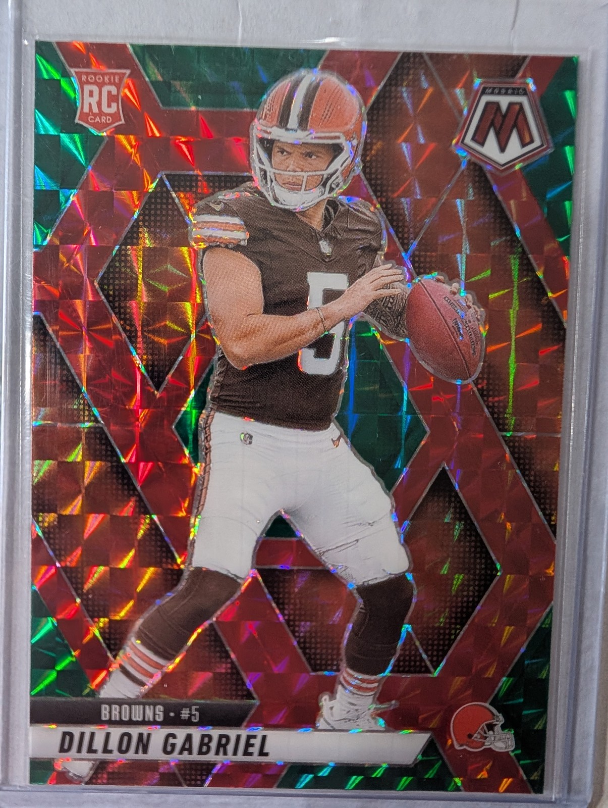 2025 Panini Mosaic #332 Dillon Gabriel Mosaic Choice Red and Green
