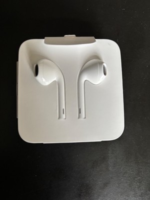 Apple EarPods w/ Lightning Connector OEM wired headphones with 3.5mm Adapter