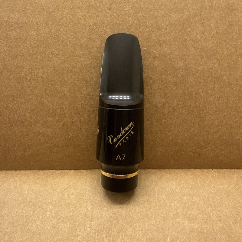 Vandoren V16 A7M Eb Alto Saxophone Mouthpiece SM813M