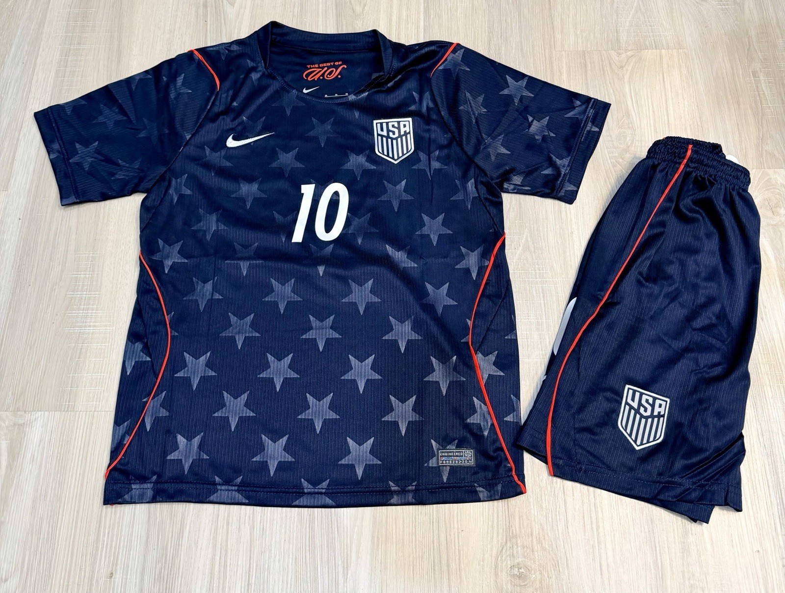USA National Team Soccer Jersey Pulisic #10 size 26 for Toddler 11-12 yrs old