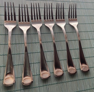 Mikasa COSMO SATIN 18/10 Stainless Steel Flatware Salad  Forks Lot 6 7 3/8 
