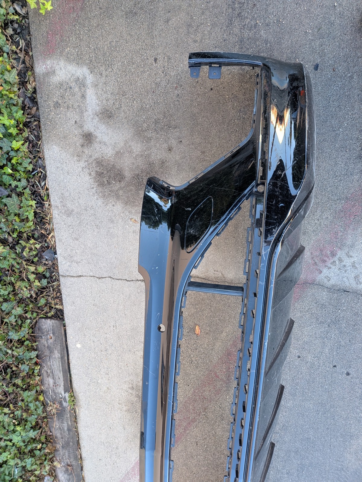 2021-2022 Bentley Bentayga Gen 2 BY636-2 Front Bumper Cover 36A807103 OEM (W2)