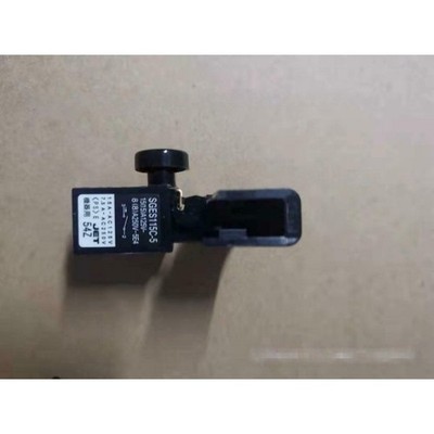 1pc NEW FUJISOKU SGES115C-5 Trigger Switch 15A 125V  *kk
