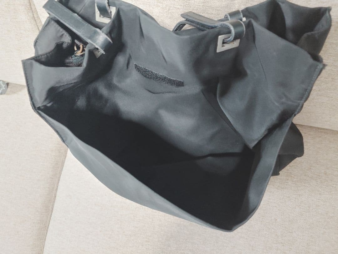 PRADA Nylon Tote Bag Black Stylish Authentic Women's Fashion Bag thumbnail 7