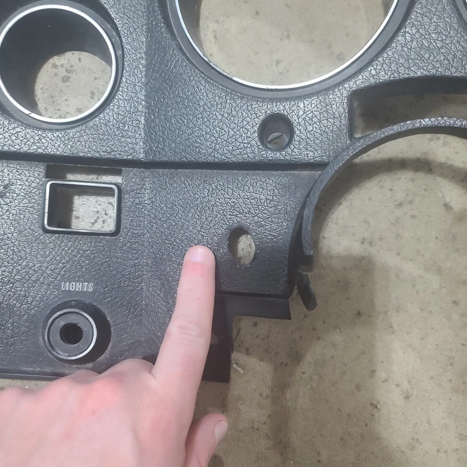 GMC CHEVY CHEVROLET 1973 1974 camioneta tablero bisel 6264197 C10 C20 C30 sin aire acondicionado leer Foto 3 de 4